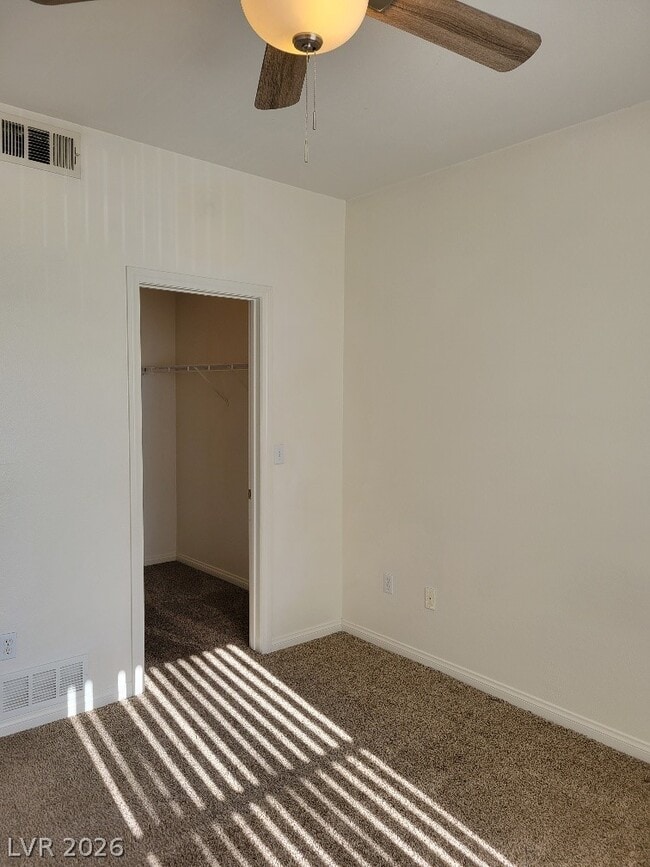 Building Photo - 6955 N Durango Dr