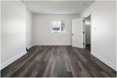 Foto principal - 908 Bryn Mawr Rd