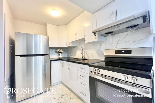 Building Photo - Spacious 2-Bedroom, 2-Bathroom Apartment i...