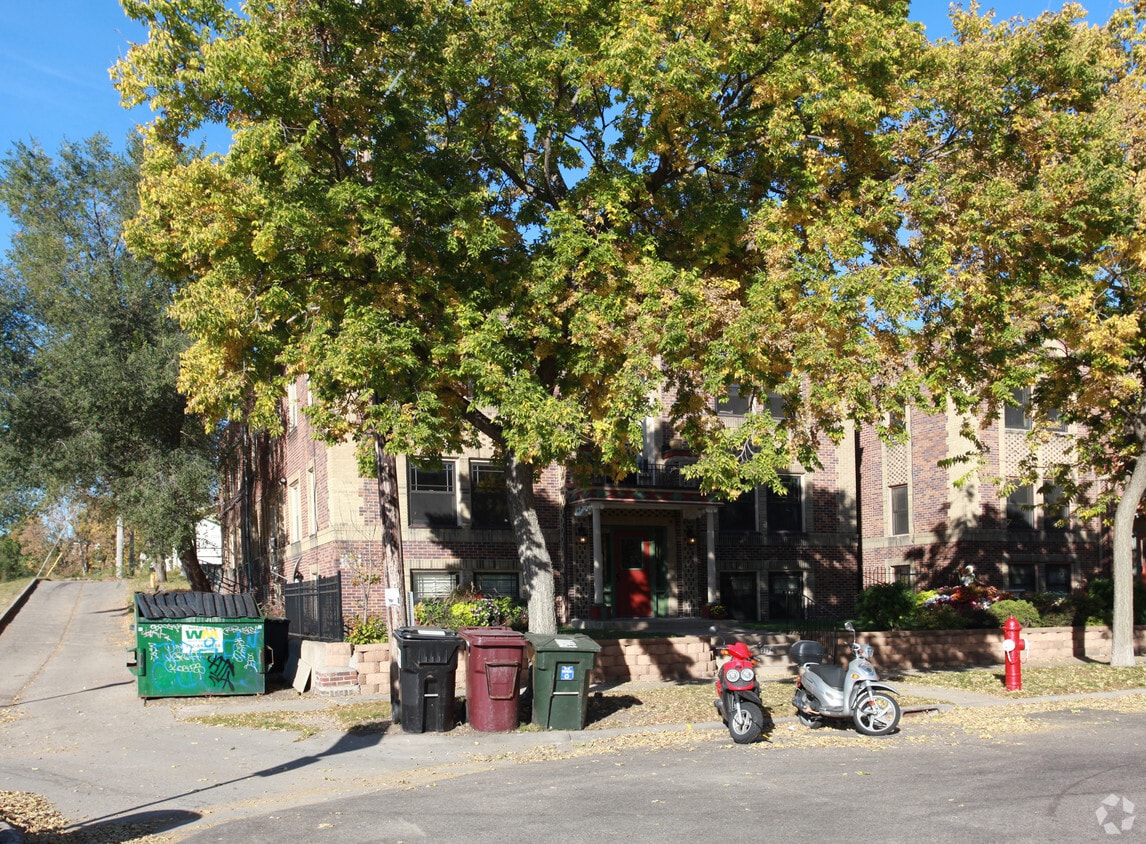 Building Photo - 3124 12TH AVE S