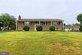 Building Photo - 6017 Walhaven Dr