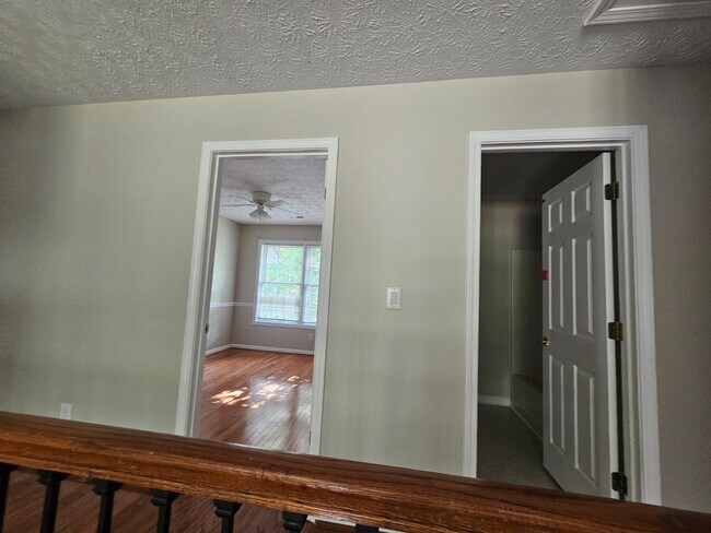 Foto del edificio - 5001 Max Ridge Ct