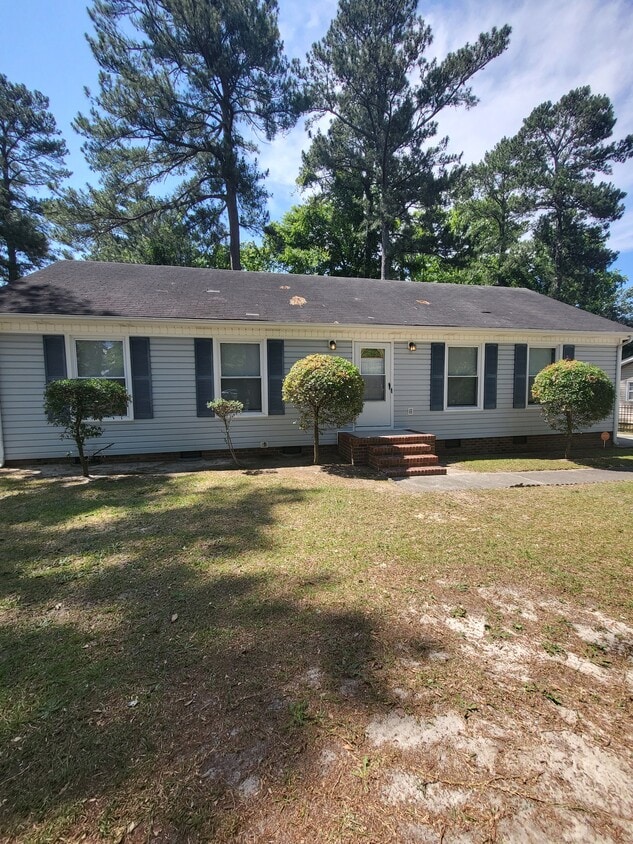 Building Photo - 1124 Lake Stone Pl