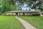 Foto principal - 1109 Brookhollow Dr