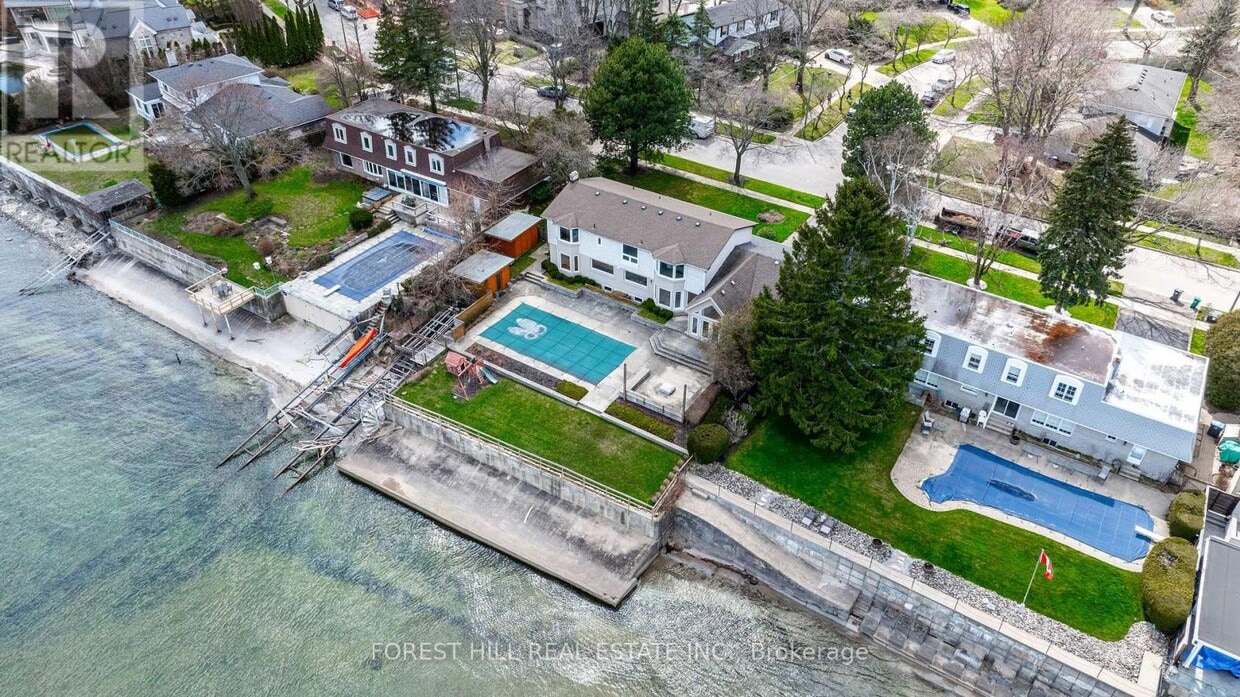 Photo principale - 1470 Watersedge Rd