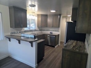 Building Photo - 2118 S Roosevelt St