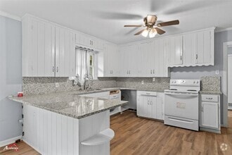 Building Photo - 1307 Ash Ln