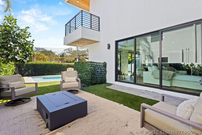 Foto del edificio - 705 SW 8th Terrace