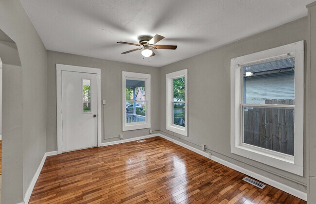 Foto del edificio - 333 Elm St