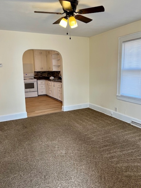 Living Room - 1325 W Elm St