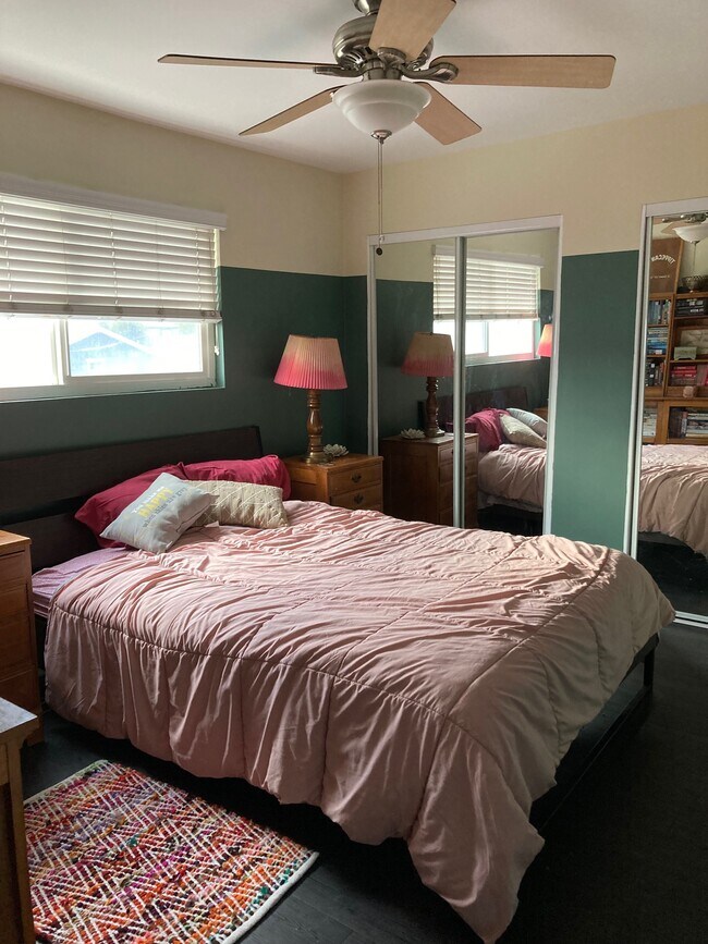 bedroom - 4050 46th St