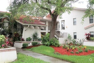 Building Photo - 300 S Florida Ave