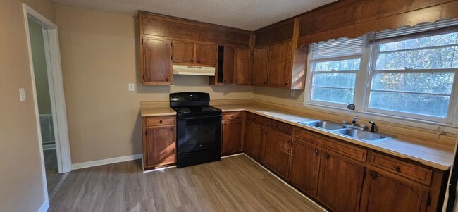 Foto del edificio - 2108 Hill St NW