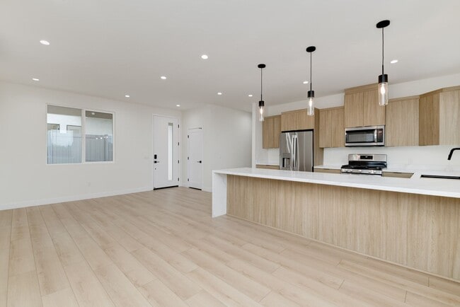 Foto del edificio - 5142 Los Robles Dr