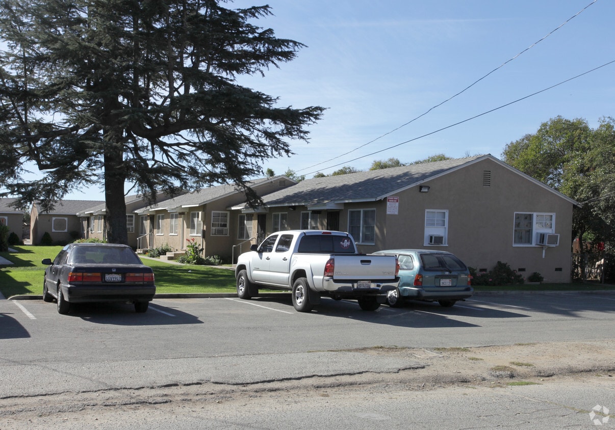 Foto principal - 21837 Dracaea Ave