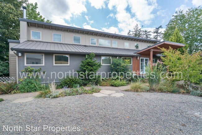 Foto del edificio - 3 br, 3.5 bath House - 11617 NW Helvetia Rd