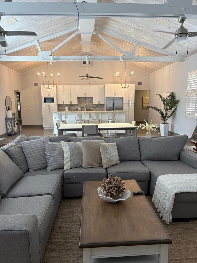 Foto del edificio - 419 E Atlantic Ave