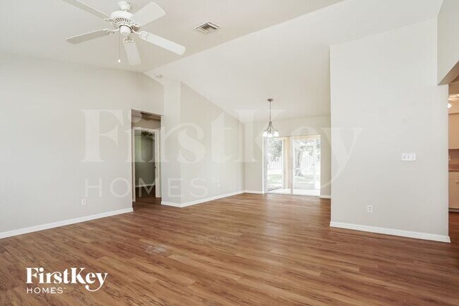 Foto del edificio - 409 SE 19th St