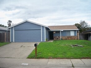 Building Photo - 9917 Burline St