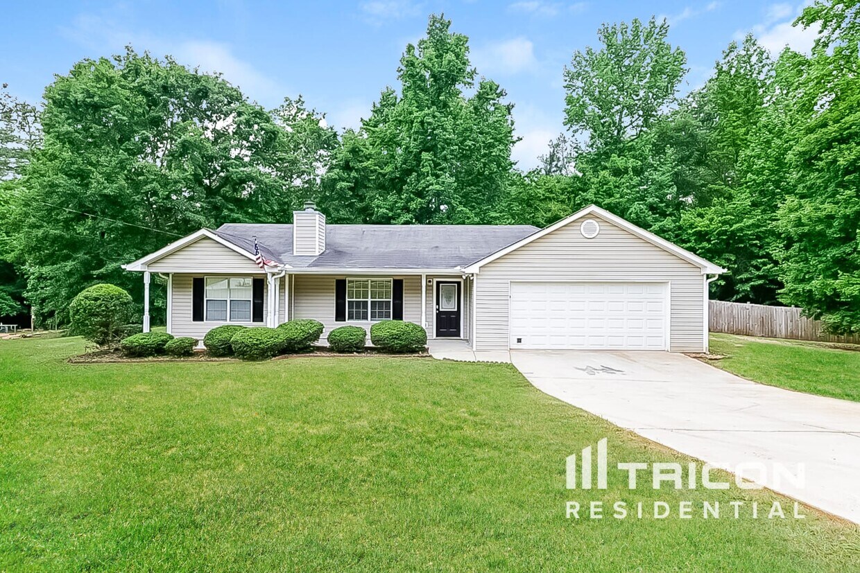 Foto principal - 65 Rocky Ridge Court Covington GA