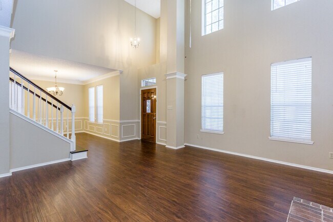 Foto del edificio - 6926 Shady Ln