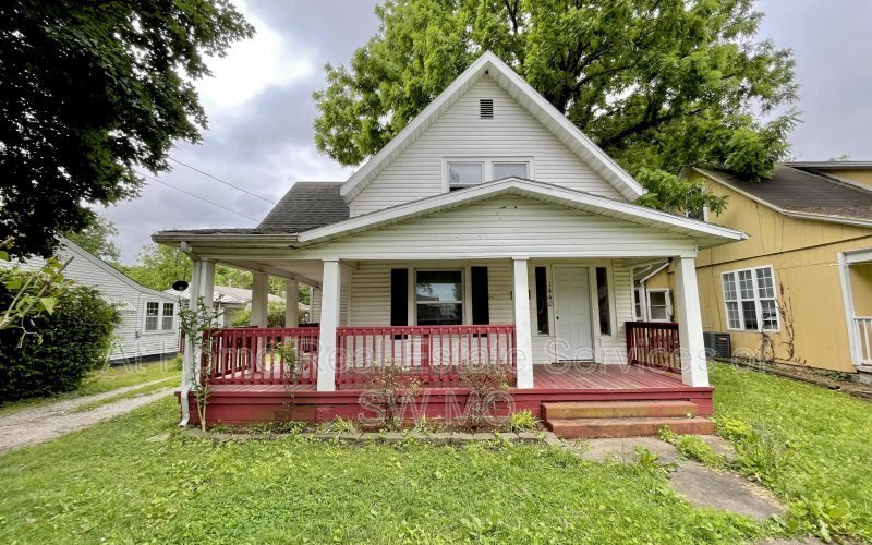Primary Photo - 1440 E McDaniel St