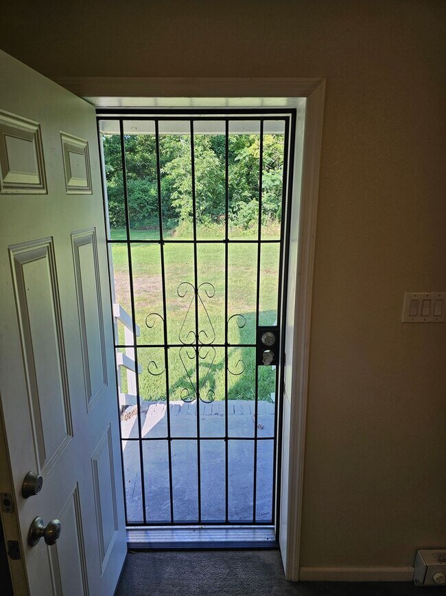 Foto del edificio - Cozy 1 bedroom,  1 bath $775