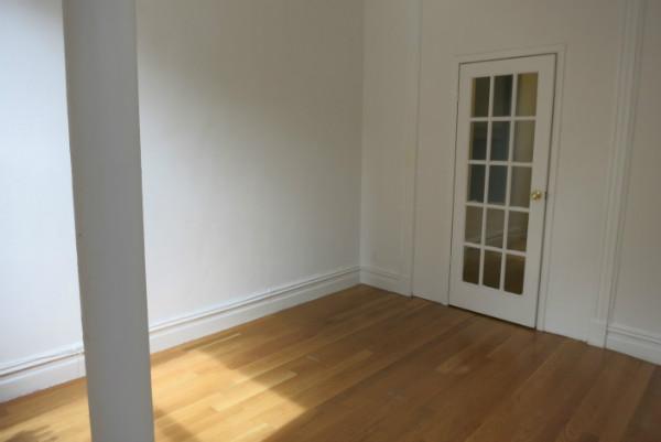 Building Photo - 437 W 36th St