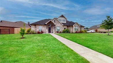 Building Photo - 1520 Bent Creek Dr