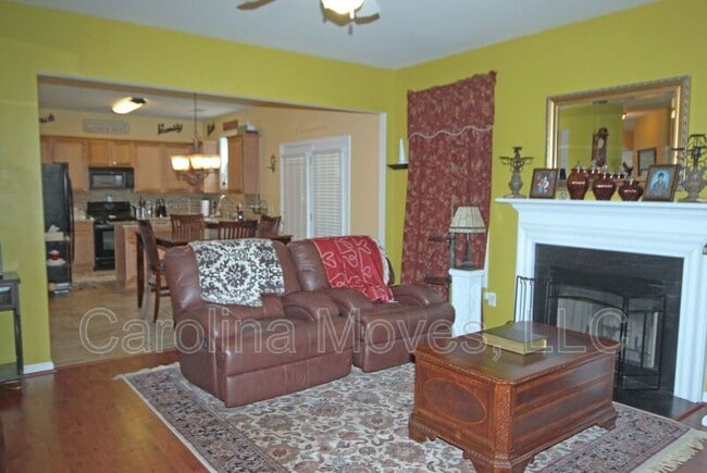 Building Photo - 108 Tagus Ct