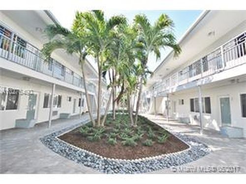 320 86th St Unit 7 Miami Beach Fl 33141 Condo For Rent