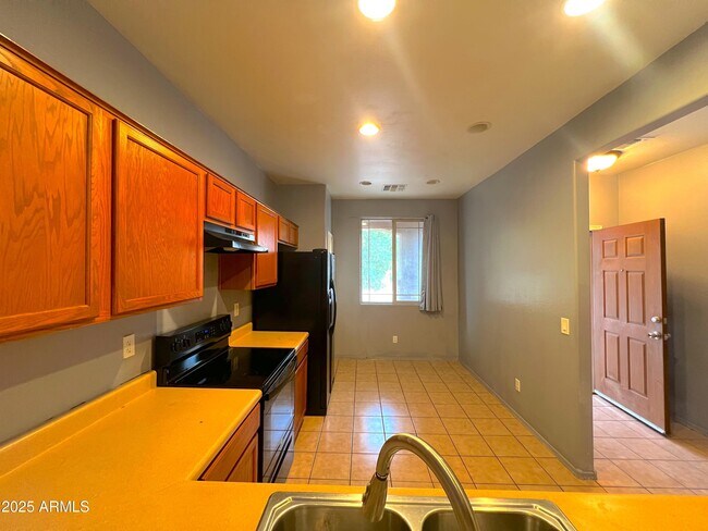 Foto del edificio - 7332 W Glass Ln