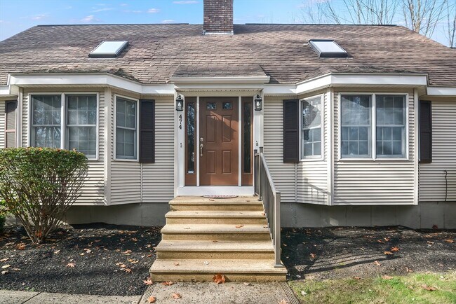 Building Photo - 474 Rochdale St