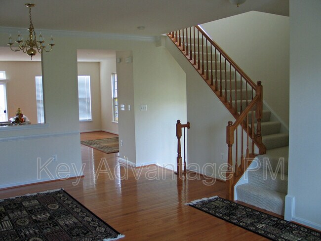 Foto del edificio - 648 Belmont Bay Dr