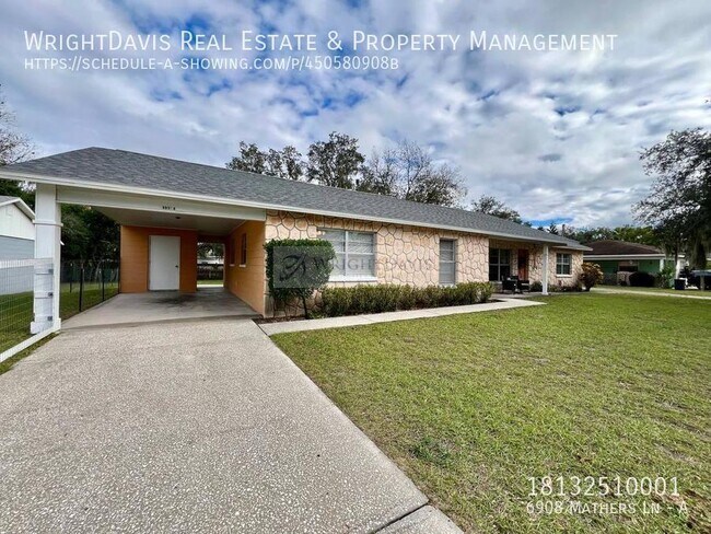 Foto del edificio - Charming 2/1 Duplex in Riverview!