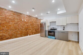 Building Photo - 6027 Delancey St