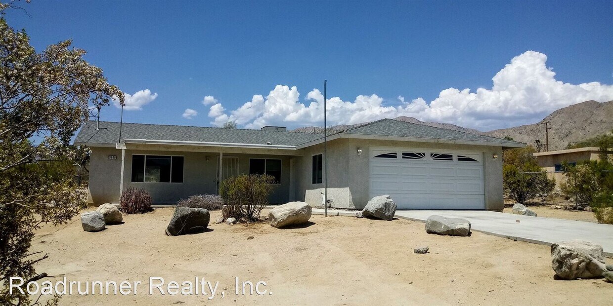 Foto principal - 3 br, 2 bath House - 9188 Bella Vista