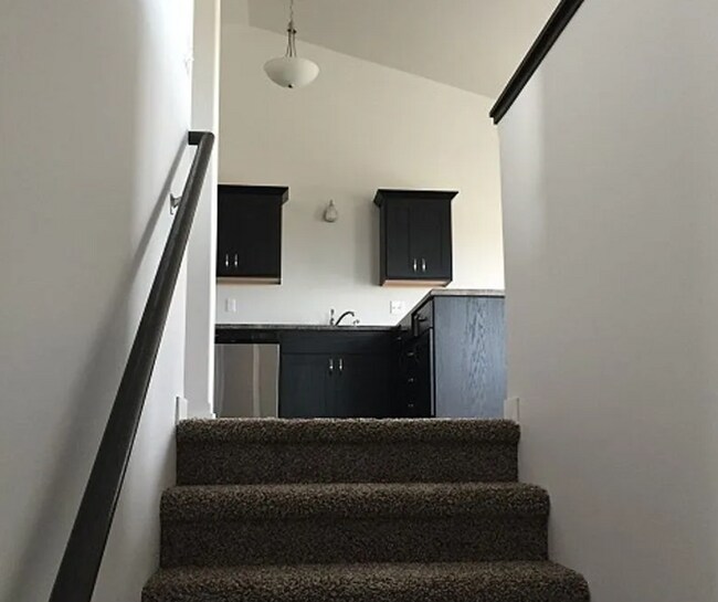 Foto del edificio - 3 Bed 3 Bath Twin Home
