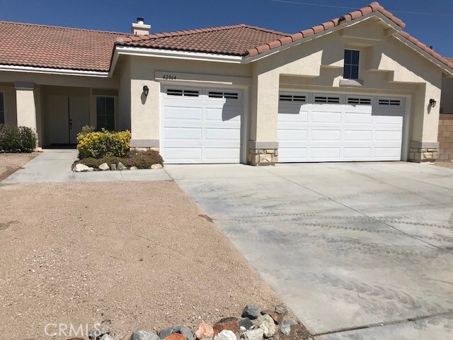 Primary Photo - 42864 Fairlee Dr