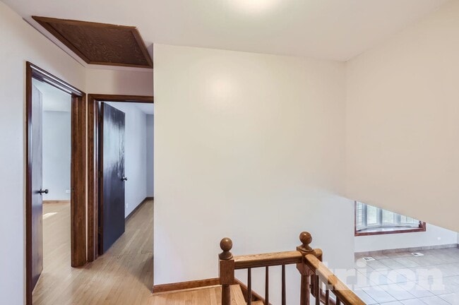 Building Photo - 285 Polo Club Dr