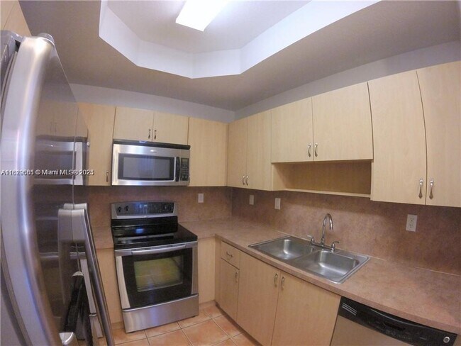 Foto del edificio - 700 SW 106th Ave