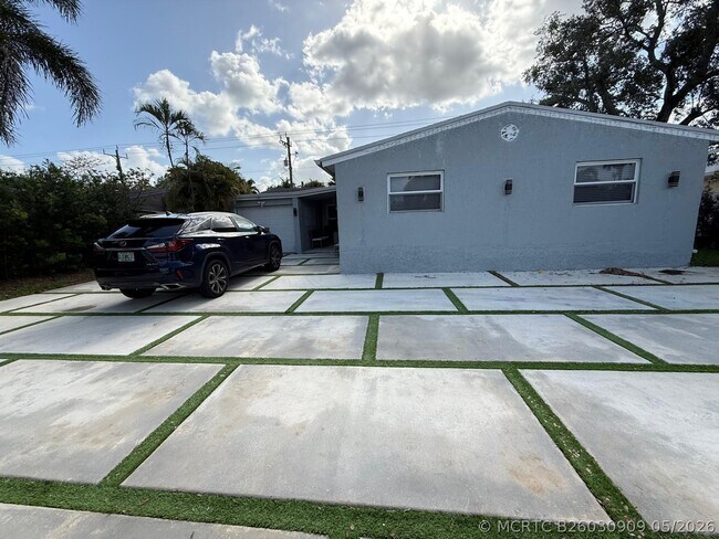 Foto del edificio - 3111 N 66th Ave