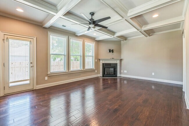 Foto del edificio - 5080 Whiteoak Terrace SE