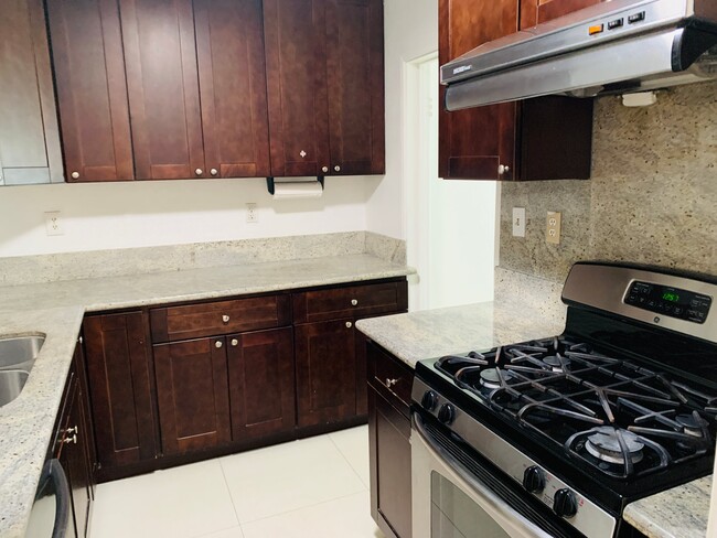 Foto del edificio - 10623 Olive St