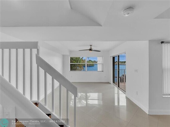 Foto del edificio - 3287 NW 44th St