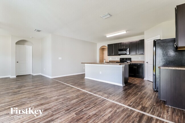 Foto del edificio - 36048 Carriage Pine Ct
