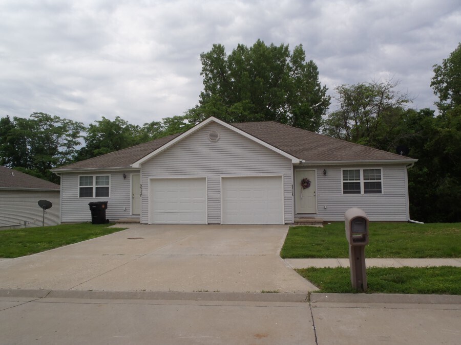 5510 Valley View Dr, Saint Joseph, MO 64503 Townhome Rentals in Saint