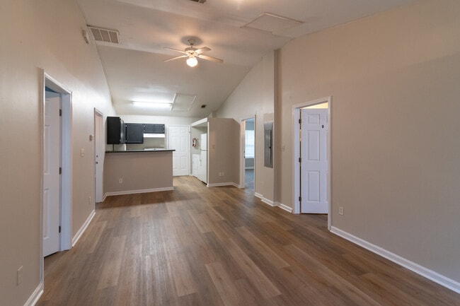 Foto del edificio - 285 E Harrison St