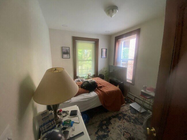 Foto del edificio - 129 Cedar St