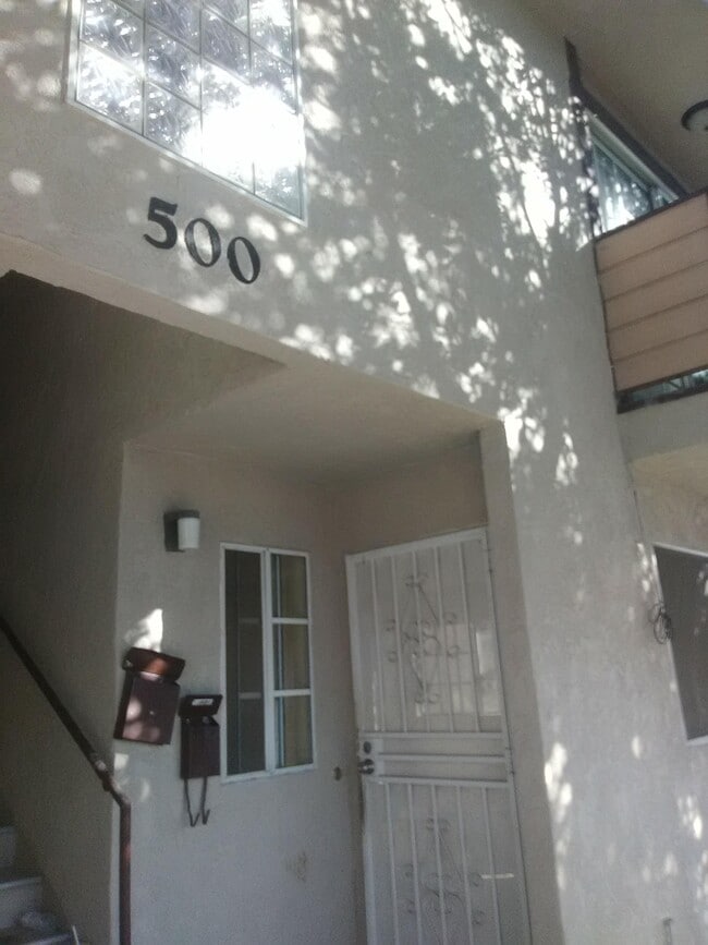 ENTRANCE - 500 S Gerhart Ave Apartments